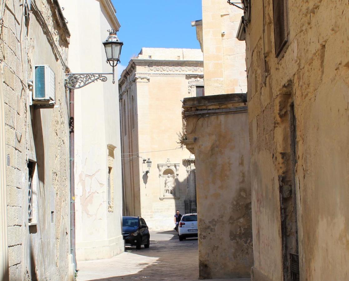 Dimora Vico Dei Nohi Bed & Breakfast Lecce Bagian luar foto