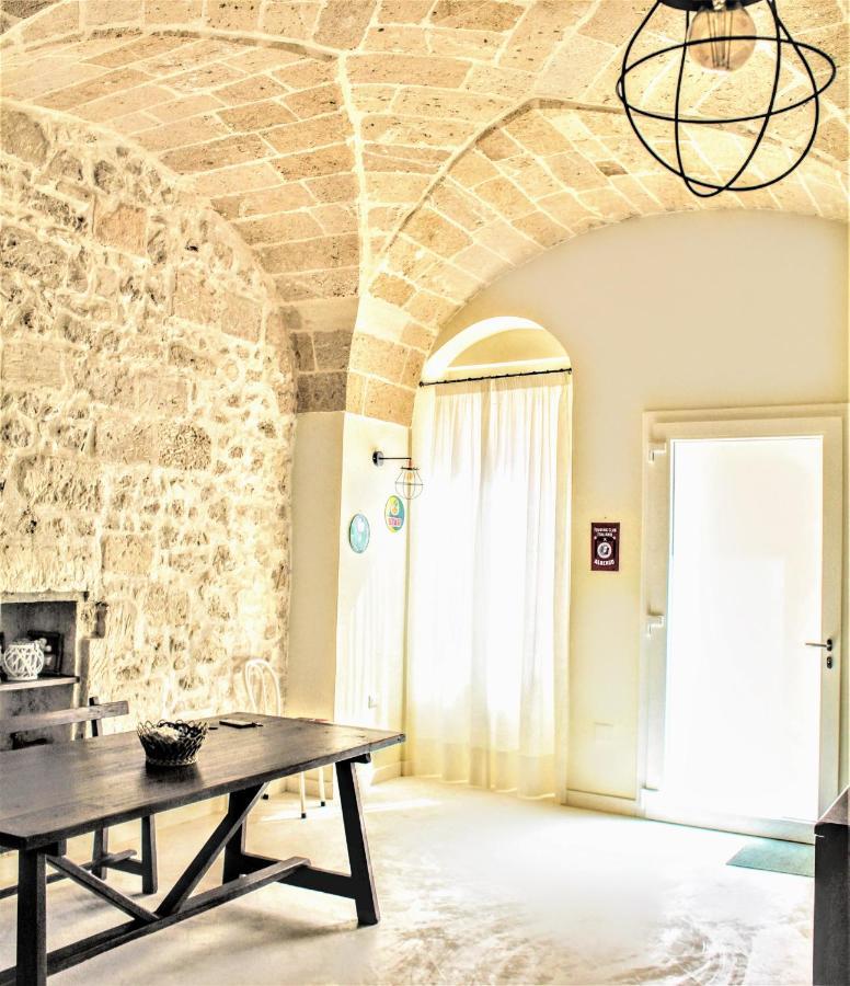 Dimora Vico Dei Nohi Bed & Breakfast Lecce Bagian luar foto